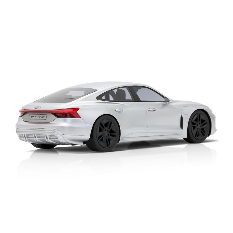 予約】2022年発売予定アウディディーラー特注Audi RS e-tron GT, matt