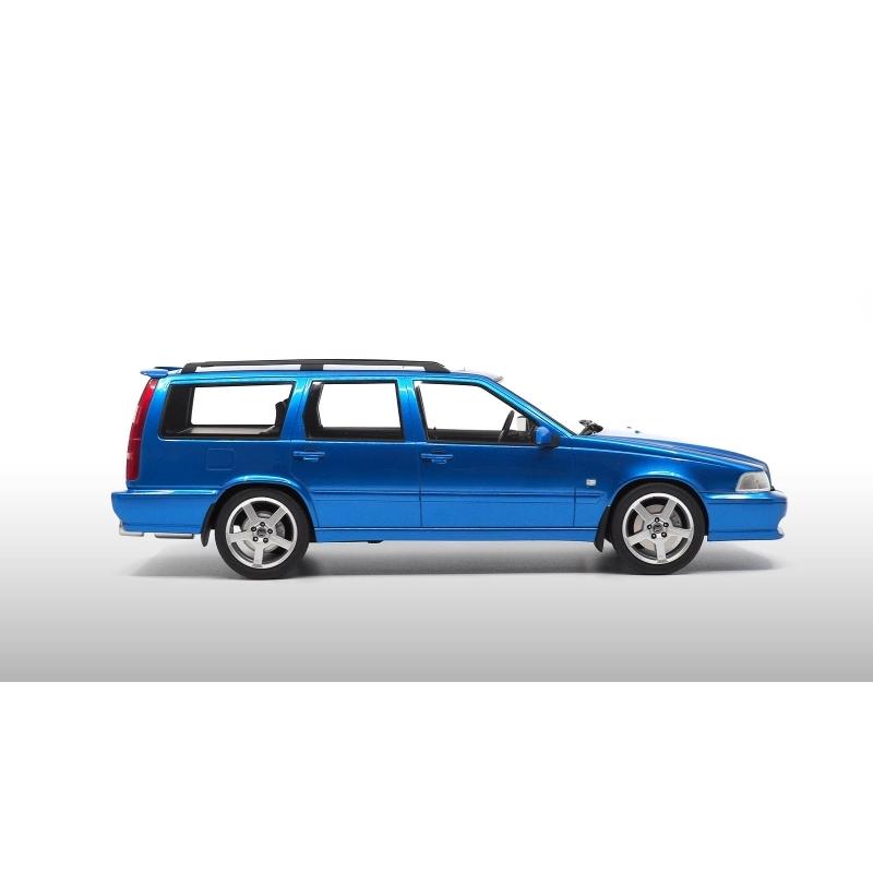 ミニカー Volvo V70 R 1/18 DNA Collectibles 1/18 VOLVO V70 R P80 1998 Black DNA000232