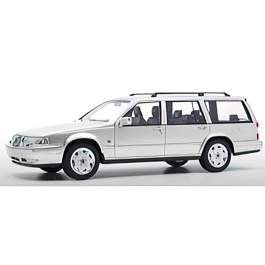 【予約】12月以降発売予定VOLVO 960 ESTATE SW STATION WAGON 1996 SILVER /DNA