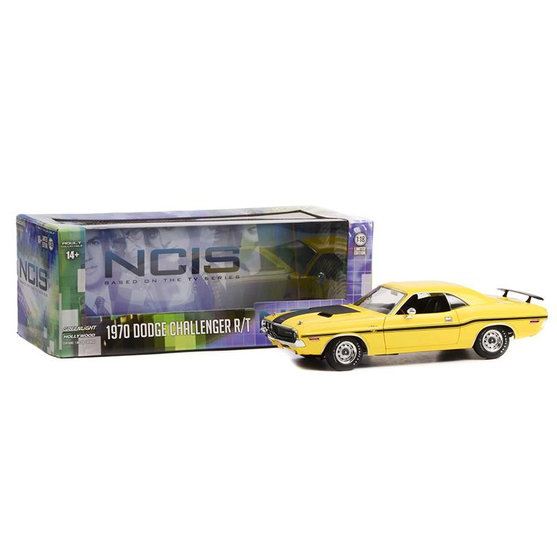 自動車 Greenlight NCIS Dodge Challenger 1:18 1970 Dodge Challenger R/T in Yellow with Black Stripe - NCIS