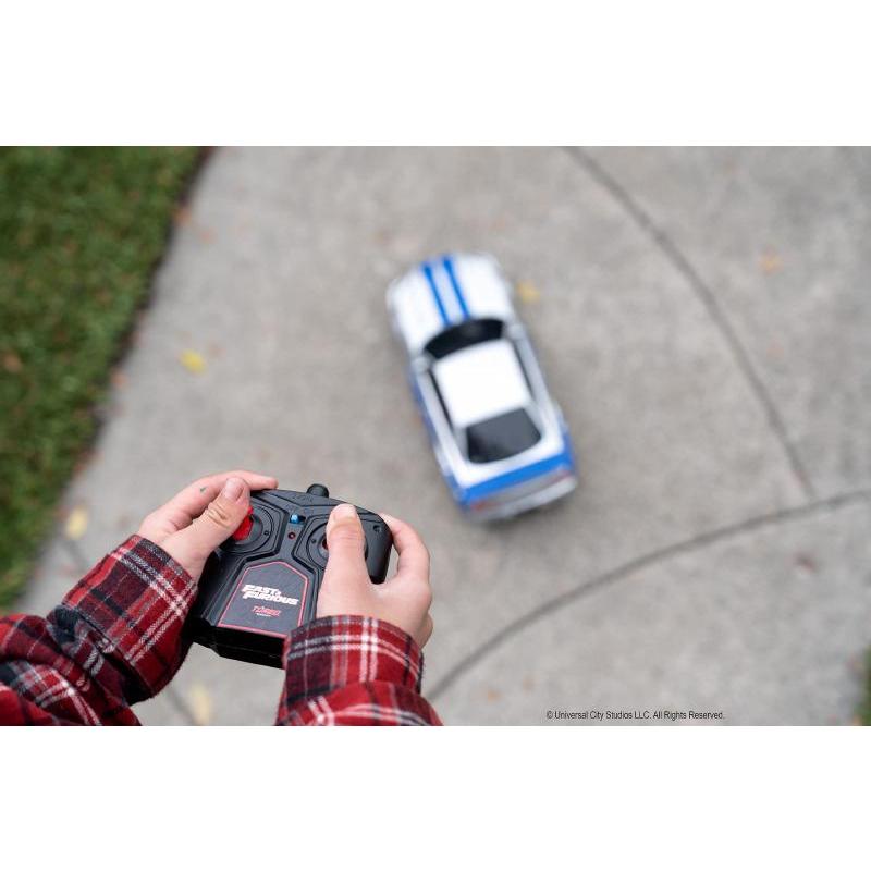 Jada Toys ワイルドスピード ブライアン 日産スカイライン GT-R (Bnr34) 1/16 ラジコン(99370) |  | 02