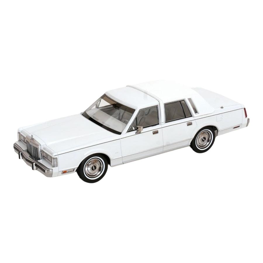 【予約】2027年発売予定 Lincoln Town Car 1985 ホワイト マイアミ・バイス劇中車 / KK-SCALE 1/18 ミニカー | 