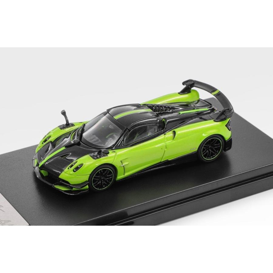 【予約】2026年発売予定PAGANI HUAYRA BC ロードスター 2017 グリーンブラック / LCD 1/64 ミニカー | 