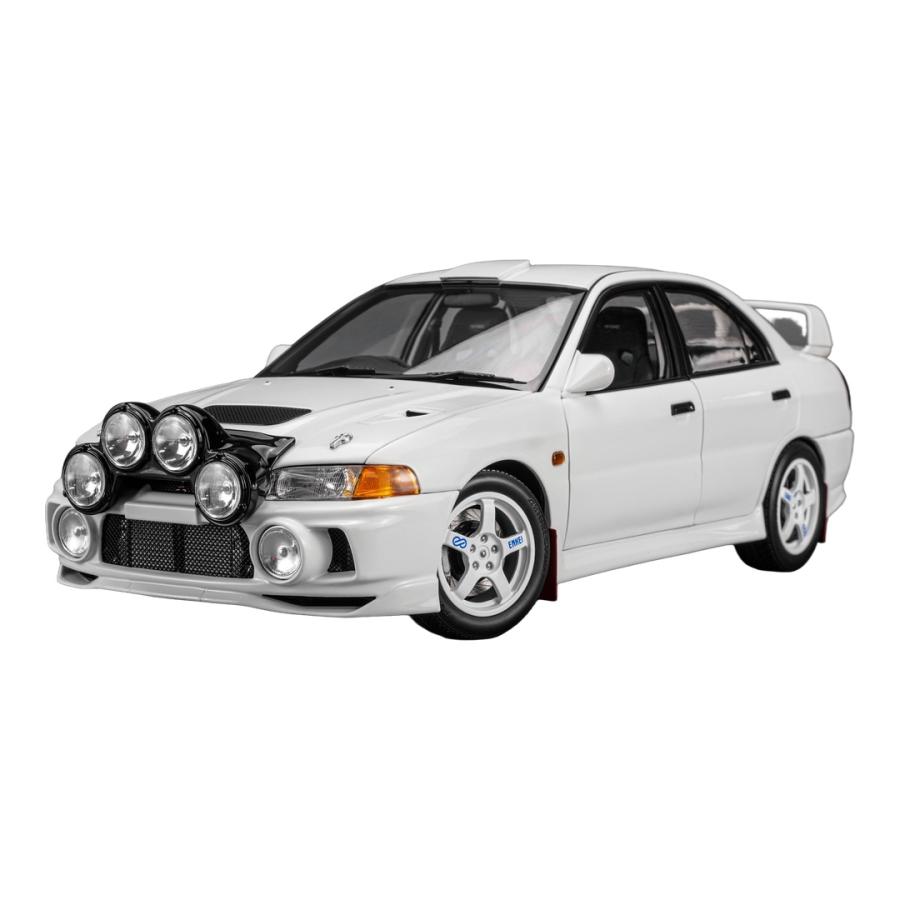 【予約】Mitsubishi Lancer Evo IV GSR ベースラリー 1999 マディホワイト MOTORHELIX 1/18 ミニカー | 
