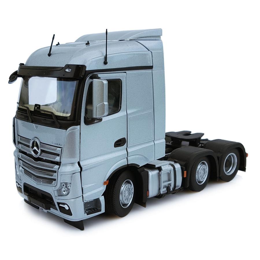 【予約】1月 Mercedes Actros Streamspace 6x2 シルバー MARGEMODELS 1/32 建機模型 | 