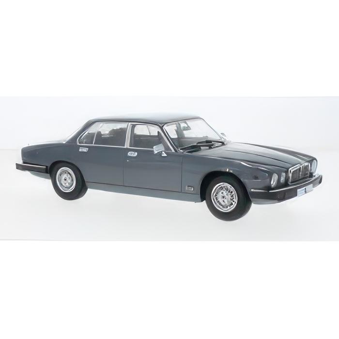 JAGUAR XJ SIII 1979 ダークグレー MCG 1/18 | 