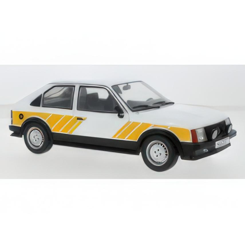 【予約】2025年発売予定 OPEL KADETT D SR 1983 ミニカー 1/18 ホワイトイエロー MCG | 