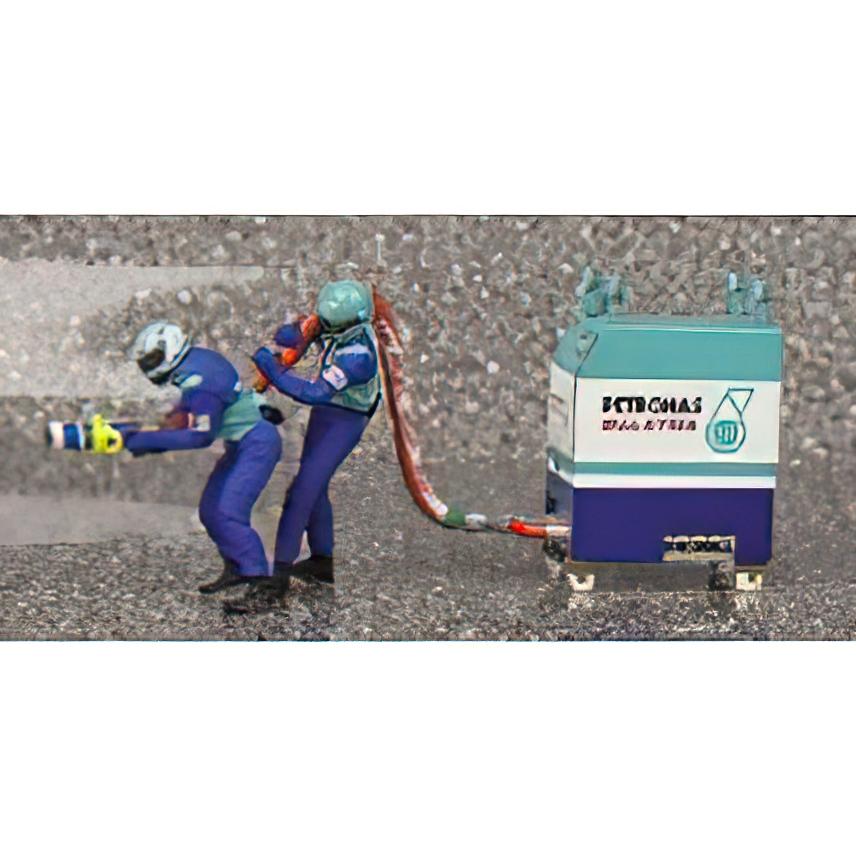 FIGURES F1 PITSTOP SAUBER 2002 RIFORNIMENTO /Minichamps 1/43