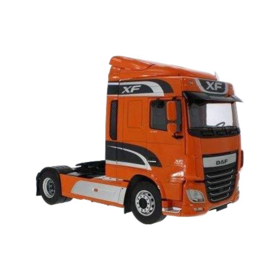DAF XF Space Cab orange 2016 トラック / Premium ClassiXXs 1/18
