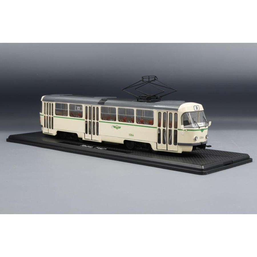 Tatra T4D トラム マグデブルク ベージュ/ Premium ClassiXXs 1/43 ミニカー | 