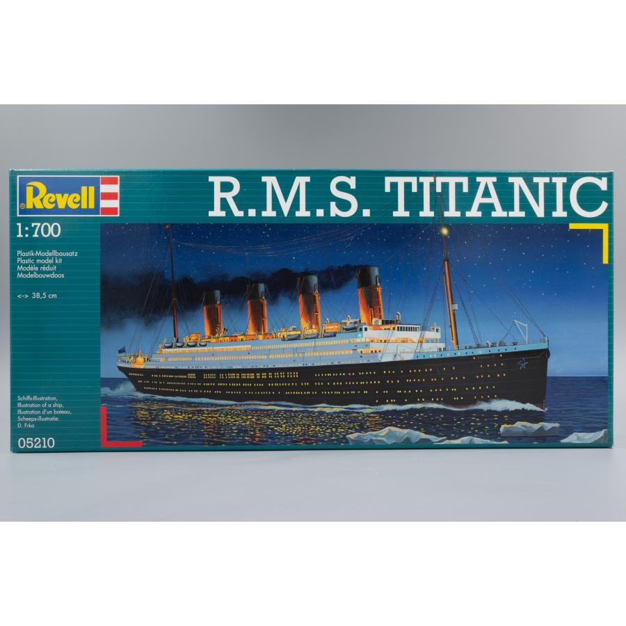 RMS Titanic タイタニック 組み立てプラモキット模型 艦船 /Revell 1