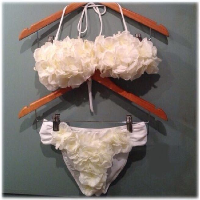 chuan5 花びらビキニ　お花フラワー ハンドメイド 水着上下セット レディース　インポート/Chuan Pisamai チュアンピサマイ日本正規販売店 | 