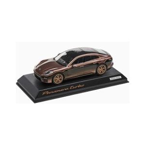 【予約】Porsche Panamera Turbo G3 Special Request 2025 パープル Spark 1/43 ミニカー | 