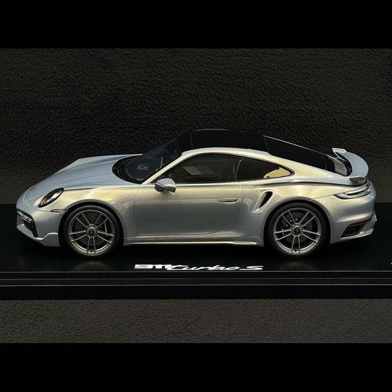 ポルシェ 911 992 ターボS クーペ 2020 シルバー/Spark 1/18 ポルシェ 911 992 ターボS クーペ 2020 シルバー/Spark 1/18