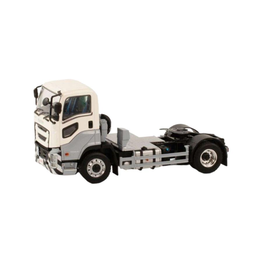 Isuzu Giga Short Cab white トラック / WSI 1/50 : バスク Isuzu Giga Short Cab white トラック / WSI 1/50 : バスク