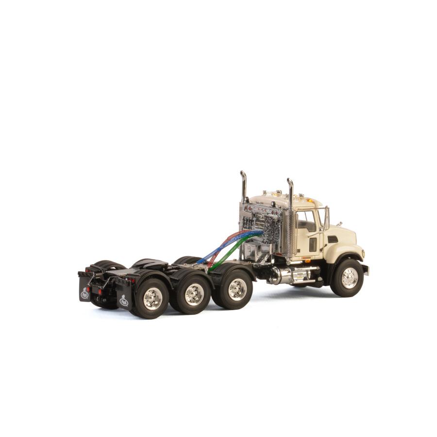 MACKマック GRANITE 8x4 WHITE USA Basic Line / WSI 1/50 建設機械 模型 |  | 01