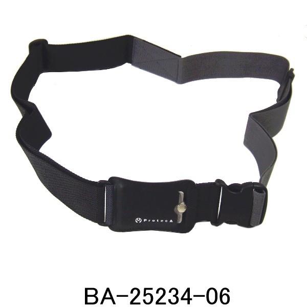 ProtecA（プロテカ）　スーツケース　鍵、ベルト、ハンガー付　f387 ProtecA（プロテカ） スーツケース 鍵、ベルト、ハンガー付 ProtecA