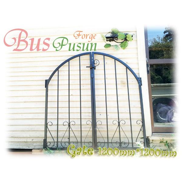 最終値下げ アーチ型くるりん渦巻き門扉 ロートアイアン 在庫 10mm 10mm 設置ビス 補修用塗料 付 大流行中 Zoetalentsolutions Com