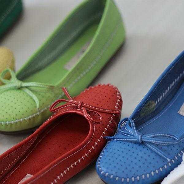 バレエシューズ モカシン ぺたんこ パンプス 痛くない 幅広 柔らかい フラットシューズ リボン カジュアル バスクラフト No.378830 セール SALE 交換返品不可 |  | 04