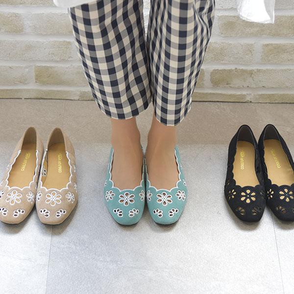 パンプス ローヒール ぺたんこ フラワーカットワーク 刺繍 スクエアトゥ ゆったり 3E幅 幅広 甲高 歩きやすい No.551230 クロールバリエ セール ※交換返品不可 | COULEUR VARIE | 03