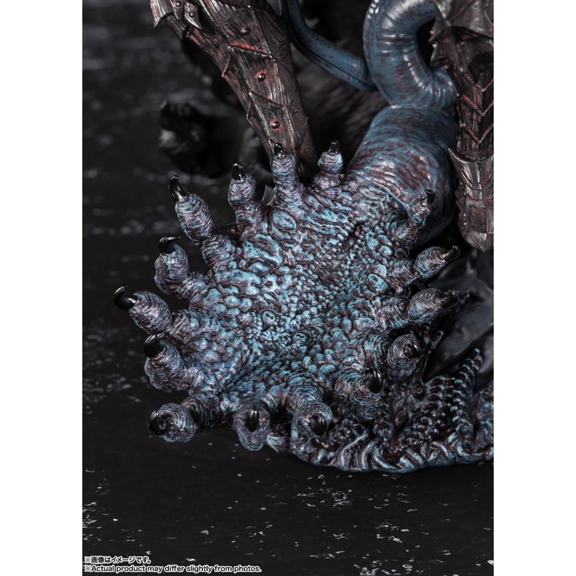フィギュアーツ Zero Touche M tallique ベルセルク　ガッツ フィギュアーツ Zero Touche M〓tallique ベルセルク ガッツ（狂戦士の