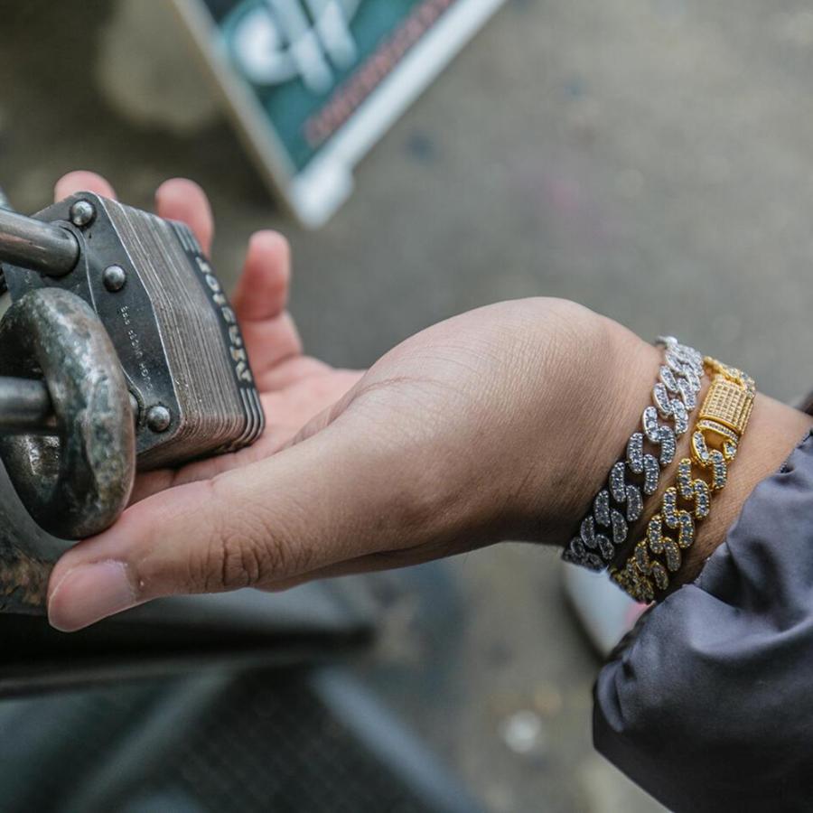 GoldenGilt ゴールデンギルト 8MM Studded Cuban Bracelet GoldenGilt ゴールデンギルト 8MM Studded Cuban Bracelet
