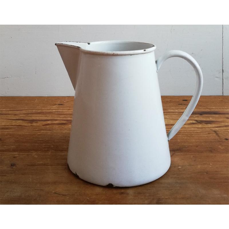 大きめのホーロー製ジャグ Edward Jug エドワード ・ジャグ (ホーローピッチャー セサミ)1L