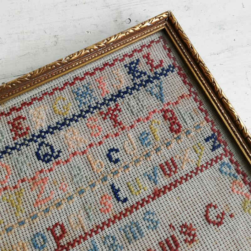 ヴィクトリアン 刺繍サンプラー Bootsフレーム 1881年 イギリス ヴィクトリアン 刺繍サンプラー Bootsフレーム 1881年 イギリス
