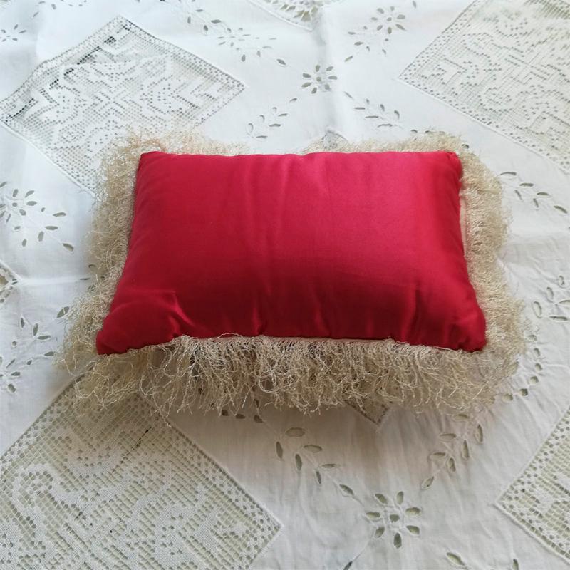 お花のビーズ刺繍 シルク ミニクッション イギリスアンティーク : BAU