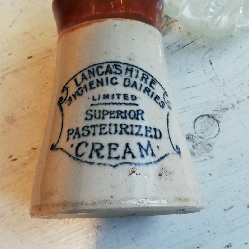 ツートンカラー クリーム ポット イギリスアンティーク : BAU ANTIQUES