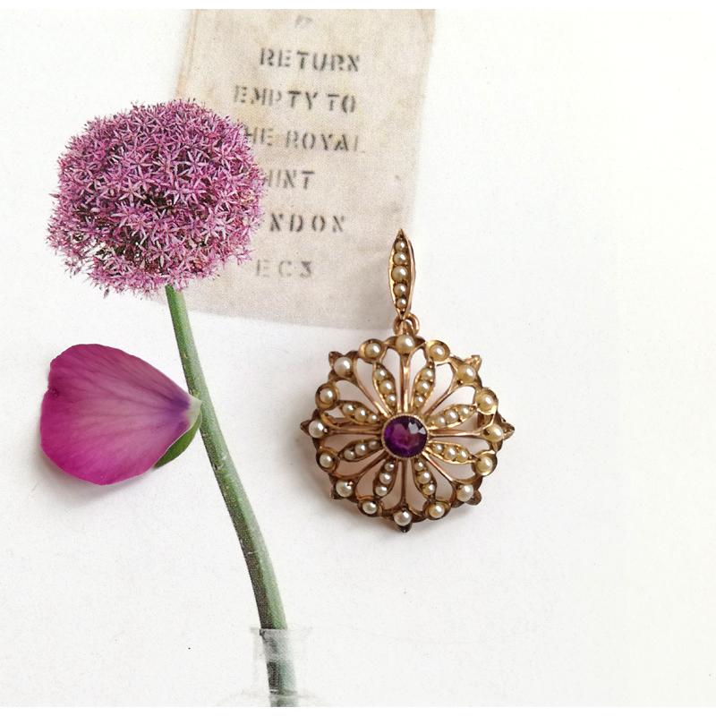 アンティーク9K＊1900年頃イギリス＊シードパールのお花がかわいい