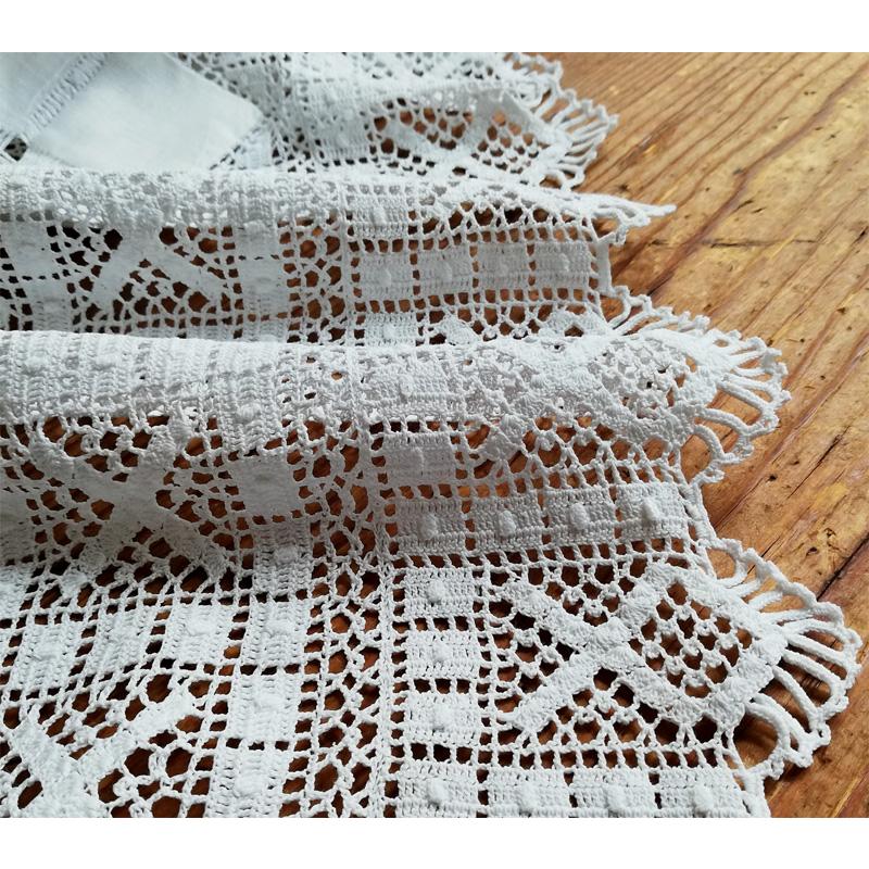 クロシェレースとドロンワーク リネン テーブルクロス イギリス