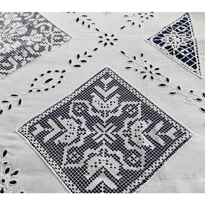 カットワークとレースインサート リネンテーブルクロス フランス