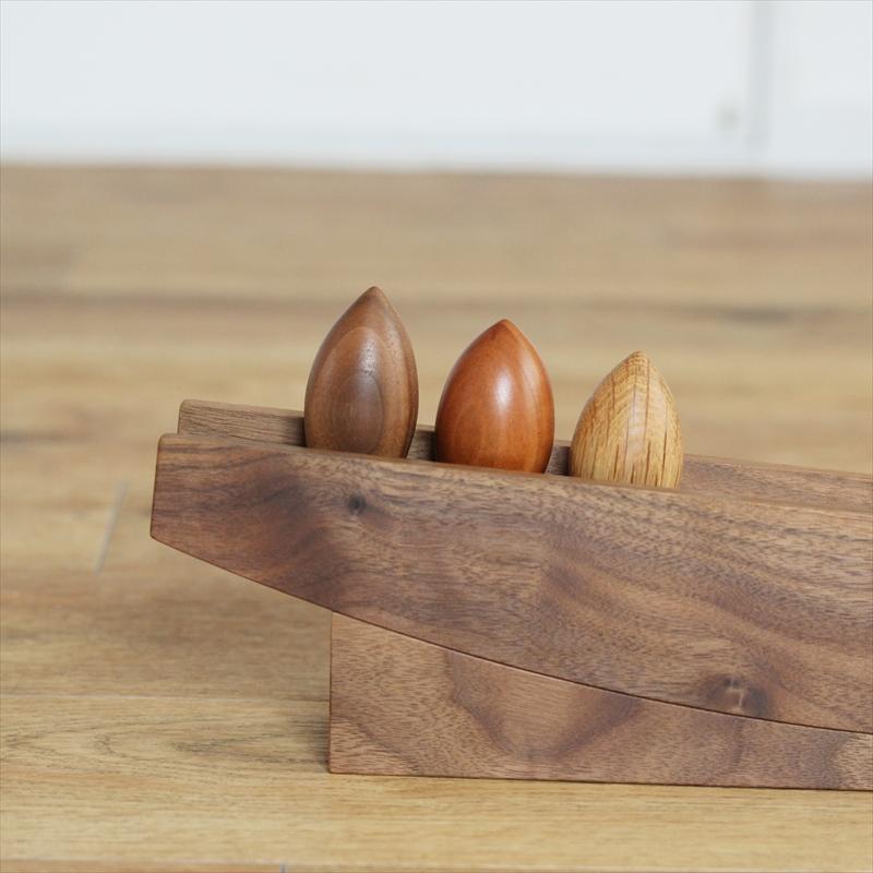 どんぐり。他の方は購入しないで下さい。 DONGURI おもちゃ 木製 日本製 転がる 自然塗装 子ども 孫 男の子