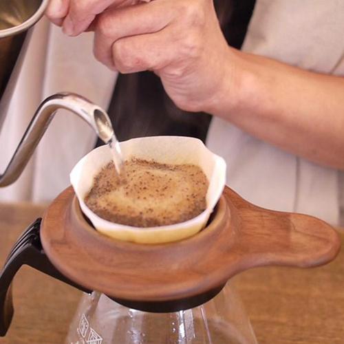 コーヒー ドリッパー 木製 日本製 カフェ こだわり おしゃれ 父の日 母の日 誕生日 大人 男性 女性 アウトドア 記念日 お祝い ギフト プレゼント クリスマス As Kkd 木の雑貨 バウム 通販 Yahoo ショッピング