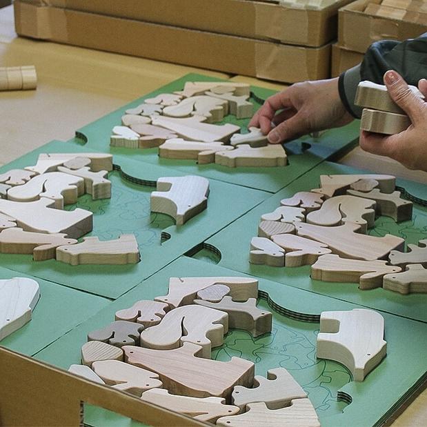 森の動物つみき 木製 おもちゃ 日本製 国産材 無塗装 積木 子供 男の子