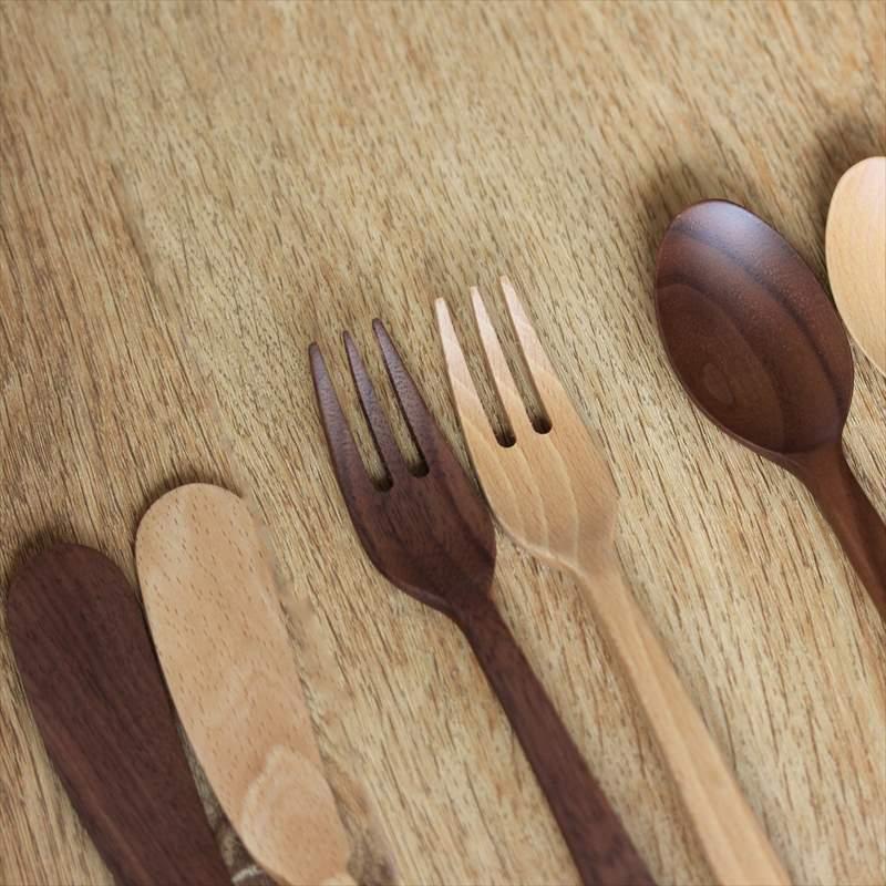 木のフォーク 木製 カトラリー 日本製 カフェ キッチン用品 雑貨 ナチュラル 天然木 持ちやすい 食べやすい おしゃれ かわいい ギフト プレゼント クリスマス Ra Fo 1 木の雑貨 バウム 通販 Yahoo ショッピング