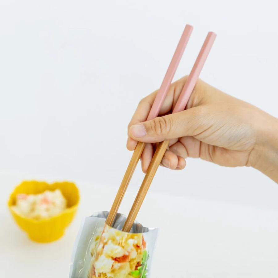 ちいさめの菜箸 26.5cm（食洗機対応） 日本製 竹製 国産竹 ヤマチク 女性 男性 夫婦 親子 家族 シンプル おしゃれ かわいい お揃い 盛り付け |  | 02