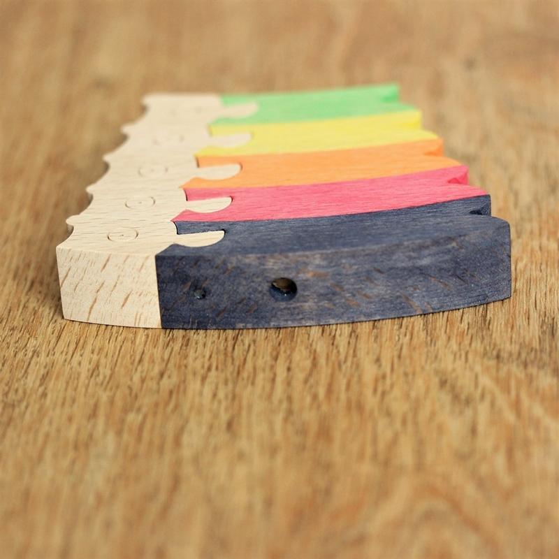 鯉のぼりを揚げる金太（小） KK229 五月人形 小黒三郎 組み木 鯉のぼり