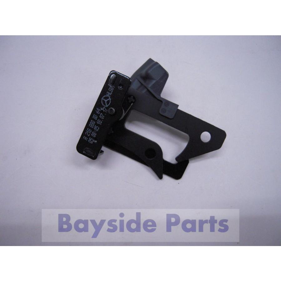 メルセデス・ベンツ　ノートブック Mercedes-Benz（メルセデス・ベンツ） ベンツ エンジンフードロック