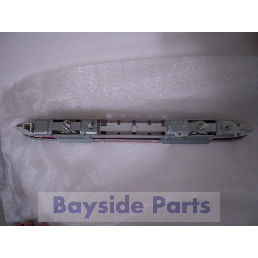 【ラスト1点】即納！社外品 Mercedes SL R230 ストップランプ Mercedes-Benz（メルセデス・ベンツ） ベンツ SL R230 後期用 ハイ
