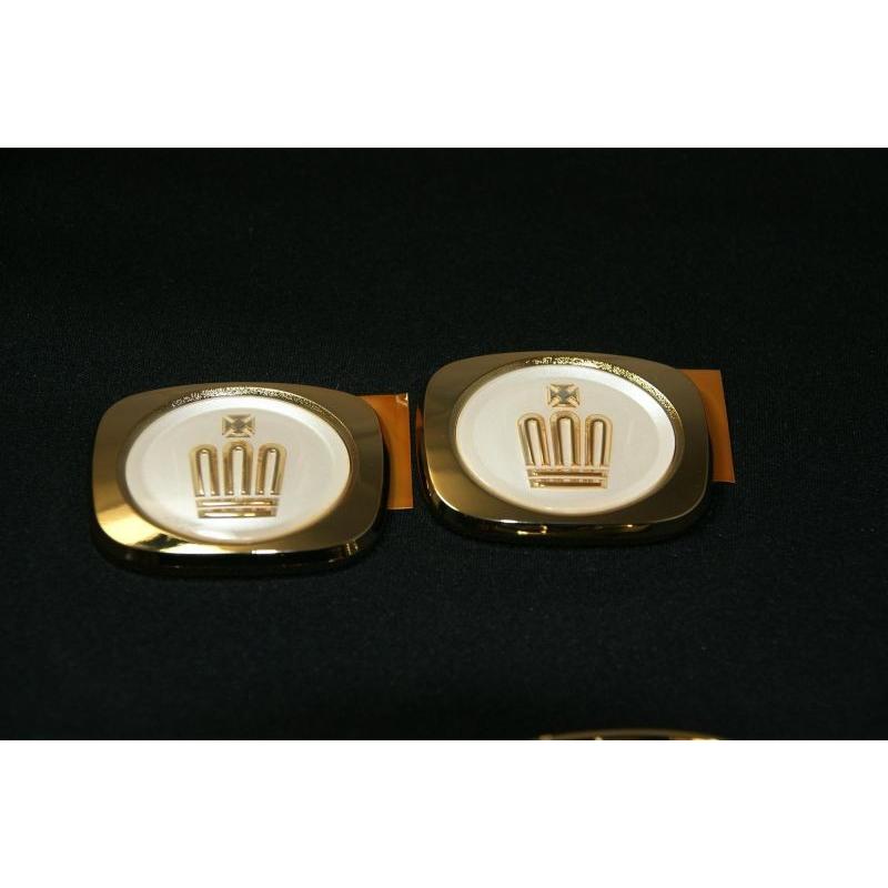 クラウン エンブレム ゴールドメッキ トヨタ クラウン17系 ピラー