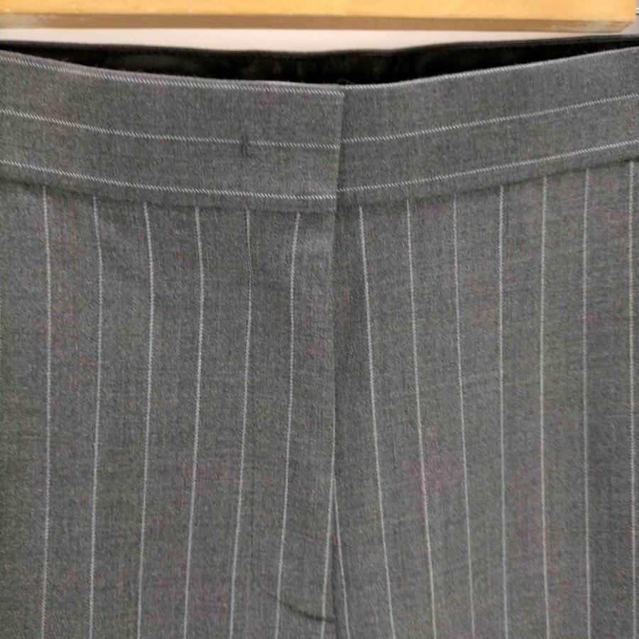 美品❤️状態綺麗⭐️豪華⭐️11,6万 MSGM フリル付きハーフコート ウール混40 美品❤️状態綺麗⭐️豪華⭐️MSGM フリル付きハーフコート ウール混