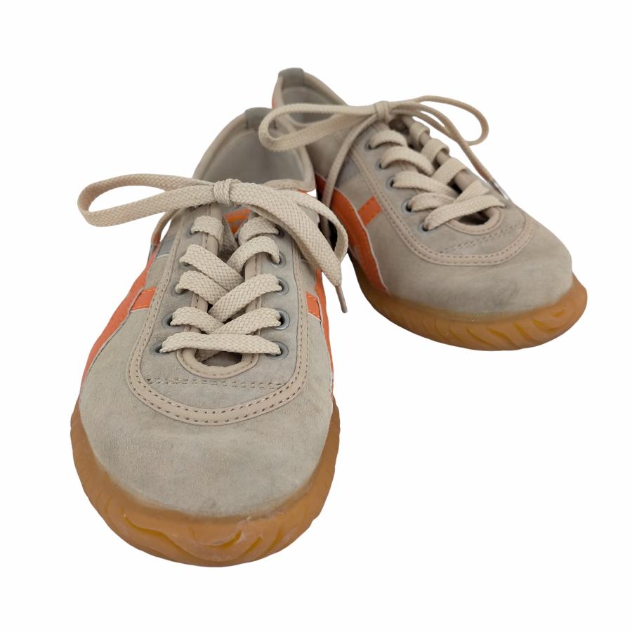 onitsuka tiger tug of war