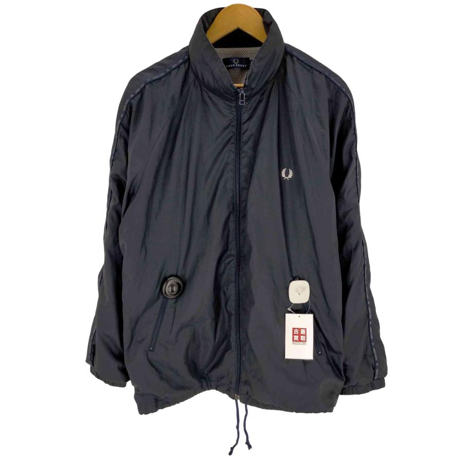 FRED PERRY（フレッドペリー） 裏地メッシュ ワンポイント刺繍ブルゾン
