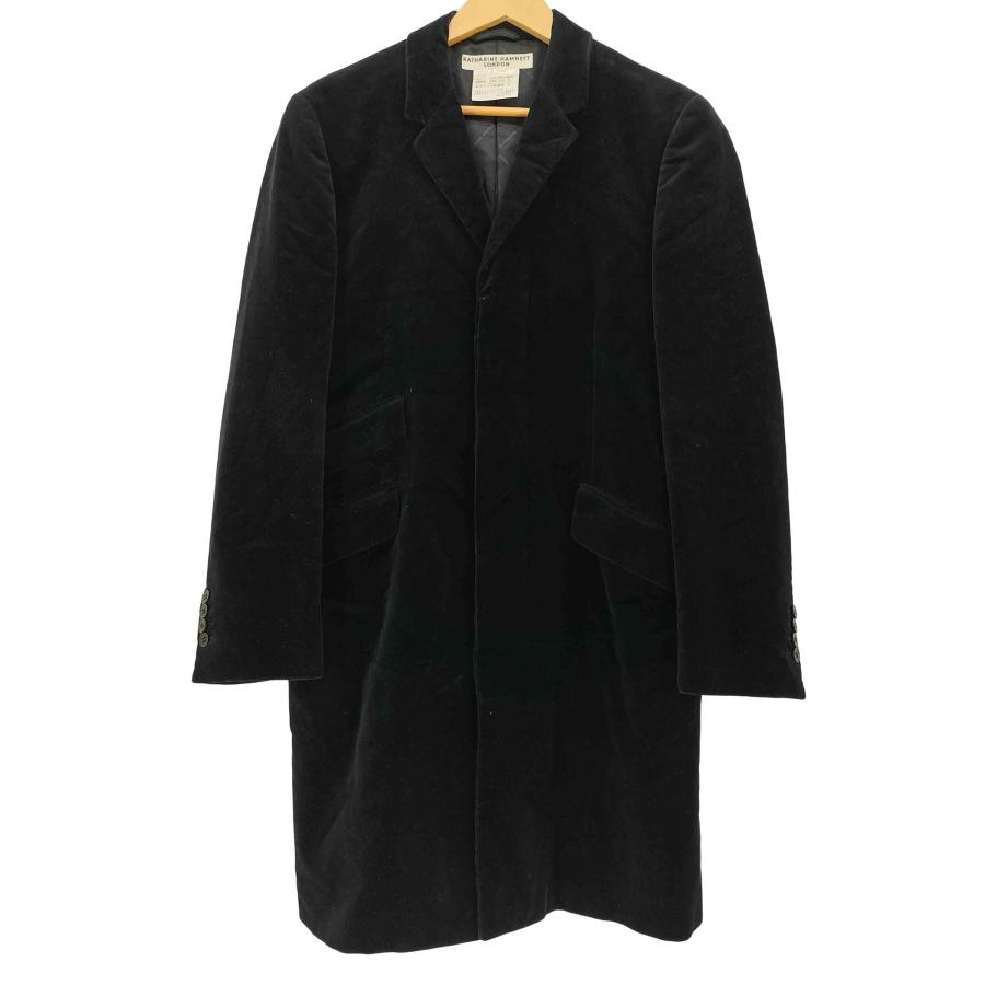 キャサリンハムネットロンドンのベロアコート