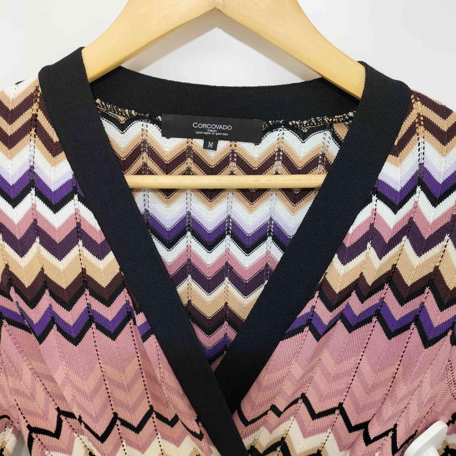 USED古着(ユーズドフルギ) {{CORCOVADO}} コルコバード 総柄 Vネック ニットワンピース レディース  M【中古】【ブランド古着バズストア】 USED古着(ユーズドフルギ) {{CORCOVADO}} コルコバード 総柄 Vネック