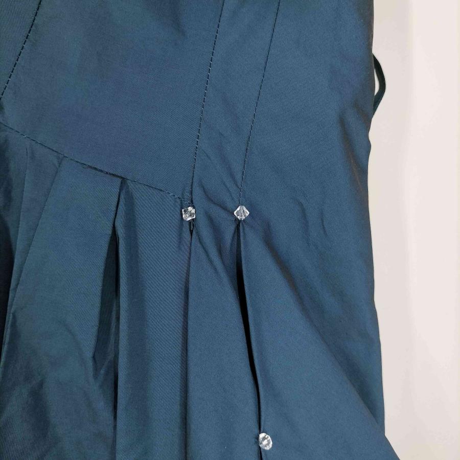 BCBG MAXAZRIA(ビーシービージーマックスアズリア) 装飾付き 