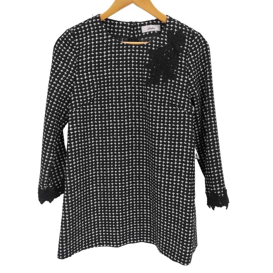 新品タグ付き Leilian 花柄ワンピース 13+ 七分袖 フラワー 黒 膝丈