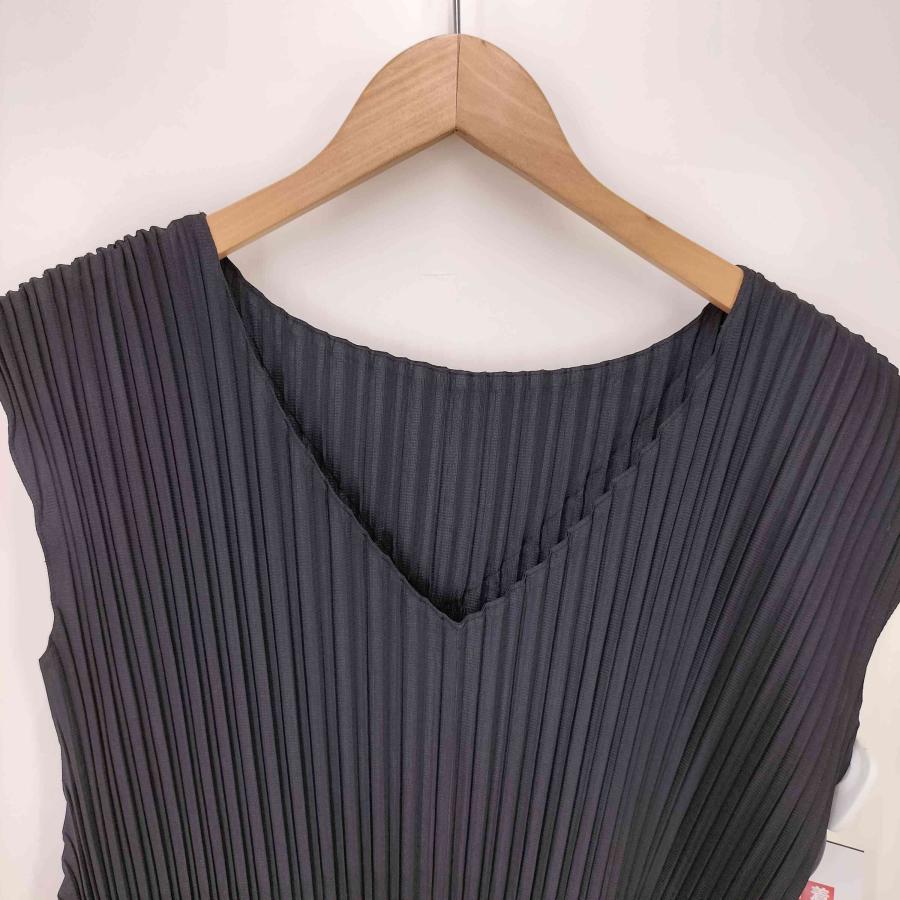 未使用　PLEATS PLEASE イッセイミヤケ Vネックワンピース PLEATS PLEASE ISSEY MIYAKE MIYAKE(プリーツプリーズイッセイ